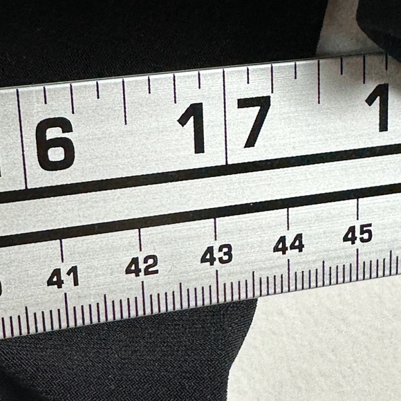 Tiqui Surf Academy Rash Guard Black Short Sleeve Crew Neck Womens‎ Size Medium M - Picture 10 of 12